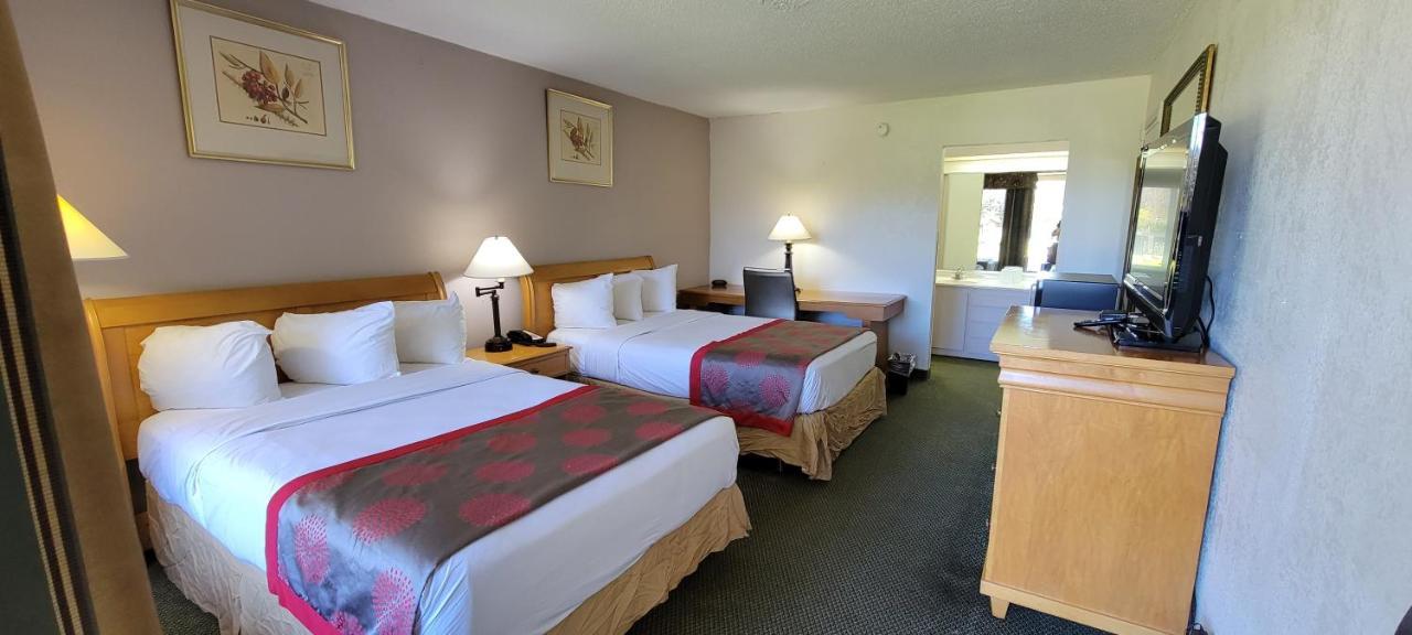 Ramada By Wyndham & Suites Warner Robins Luaran gambar