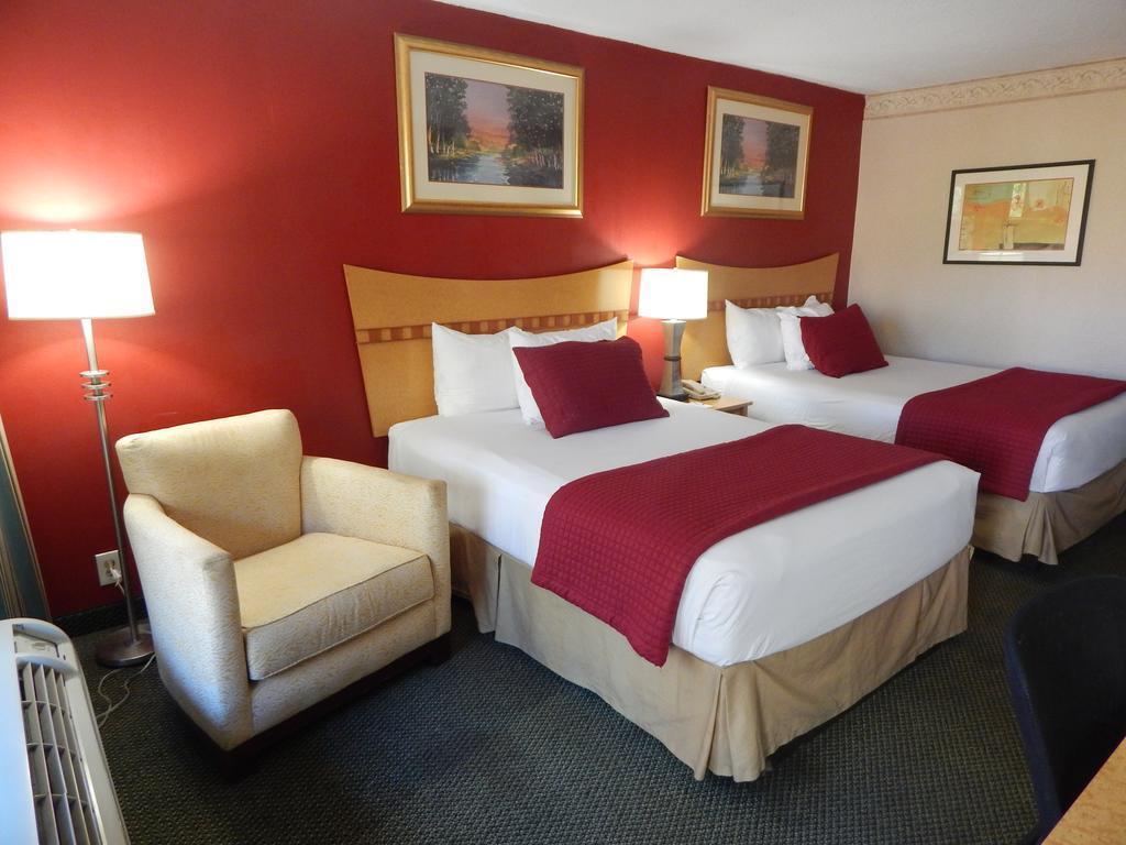 Ramada By Wyndham & Suites Warner Robins Luaran gambar