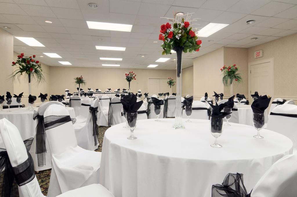 Ramada By Wyndham & Suites Warner Robins Luaran gambar