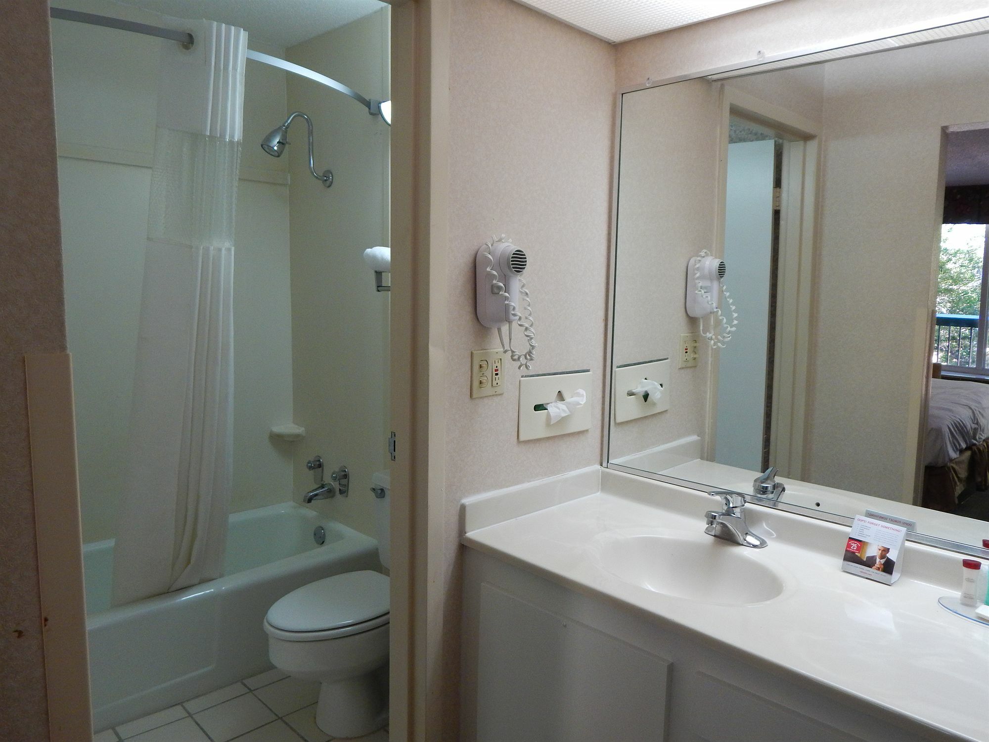 Ramada By Wyndham & Suites Warner Robins Luaran gambar