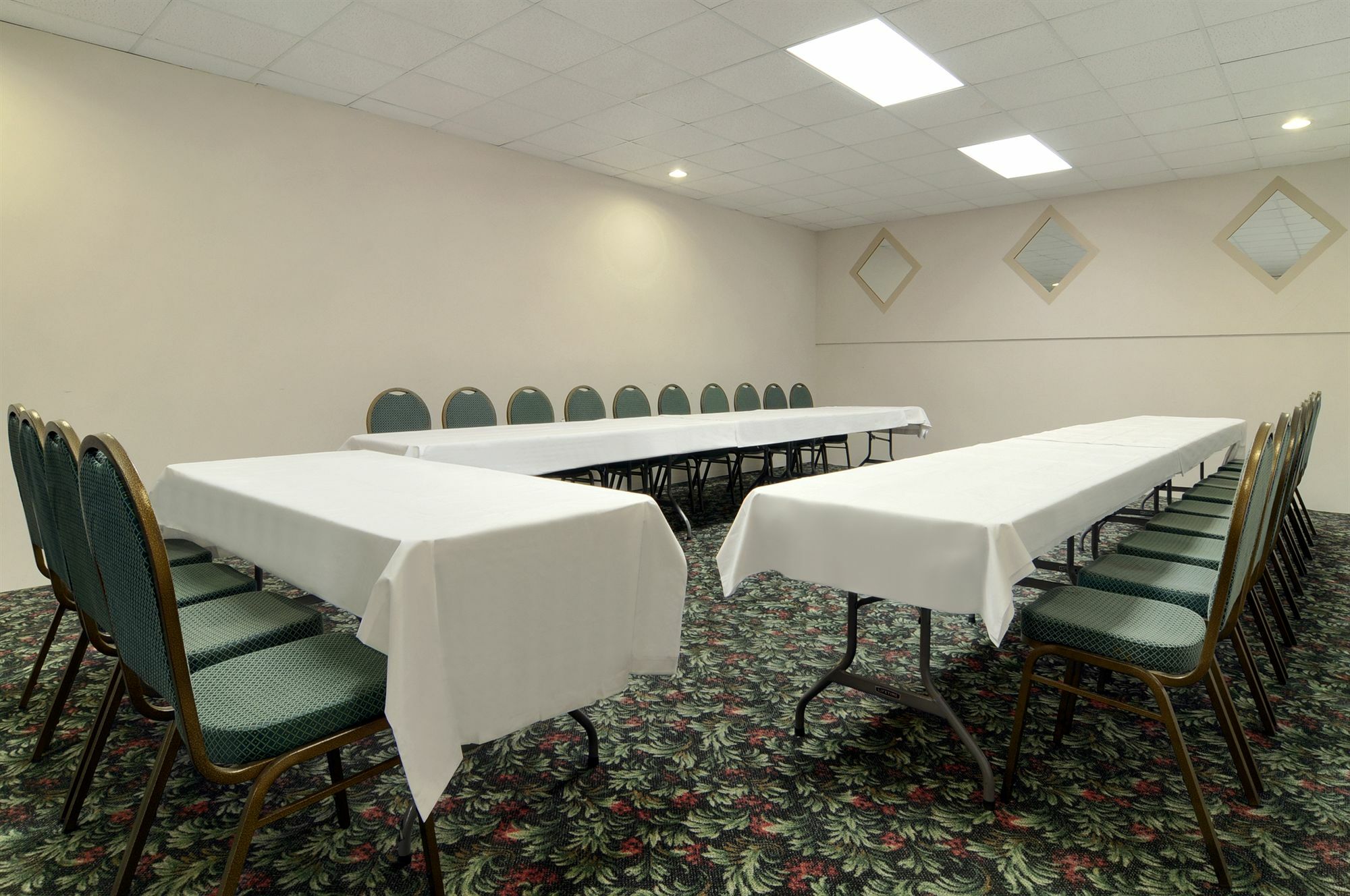 Ramada By Wyndham & Suites Warner Robins Kemudahan gambar